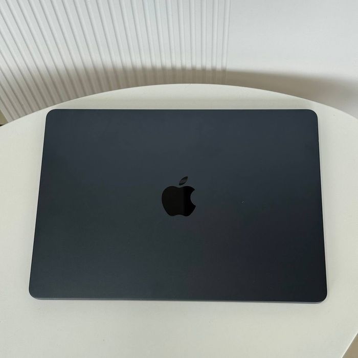 Ноутбук Apple MacBook Air 13,6" M2 8C GPU/8GB/512GB Midnight 2022 (MLY43) Used Вживаний Б/У