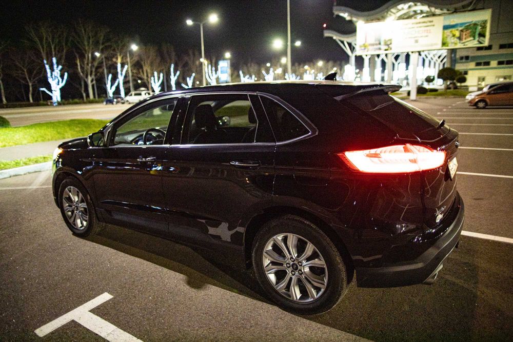 Продам Ford Edge 2020 года 2.0 AWD