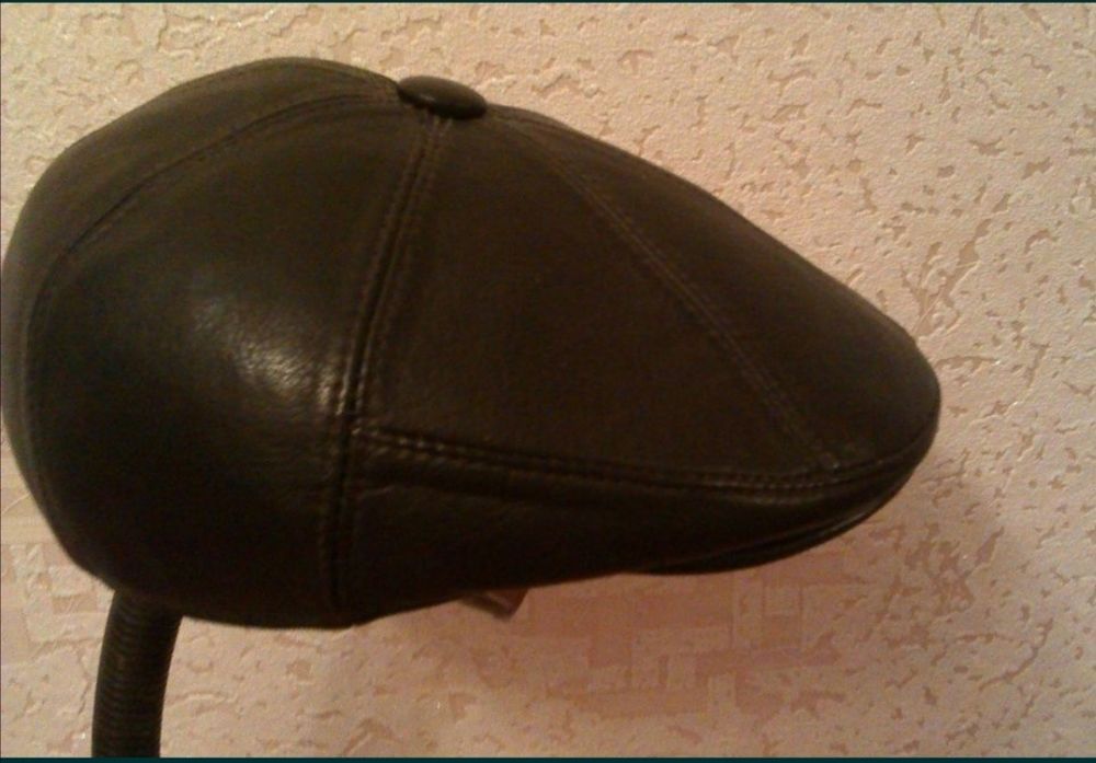 шапки норковые и кожаные кепки