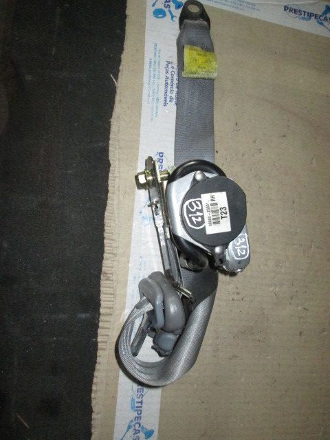 Pré-tensor cinto frente direito HYUNDAI Accent II Sedan (LC)