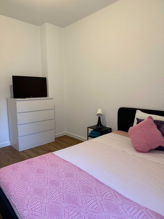 quartos para arrendar zona do carregado