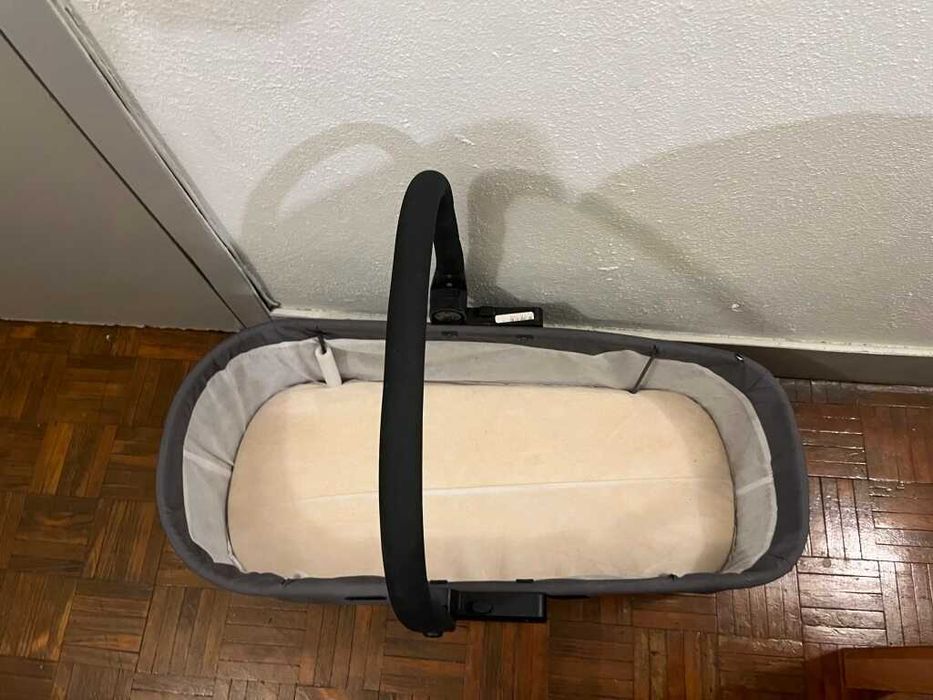 Cama / Berco de bebe 0 a 12 meses transporte