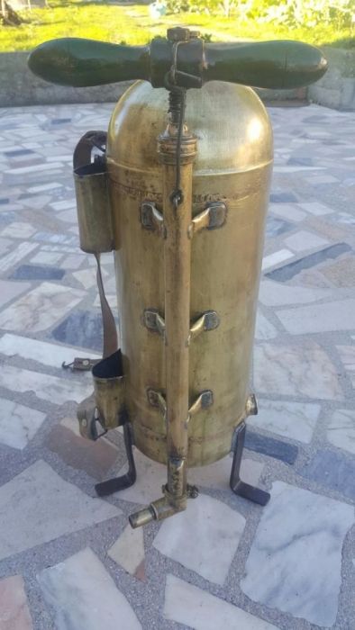 Máquina de sulfatar antiga