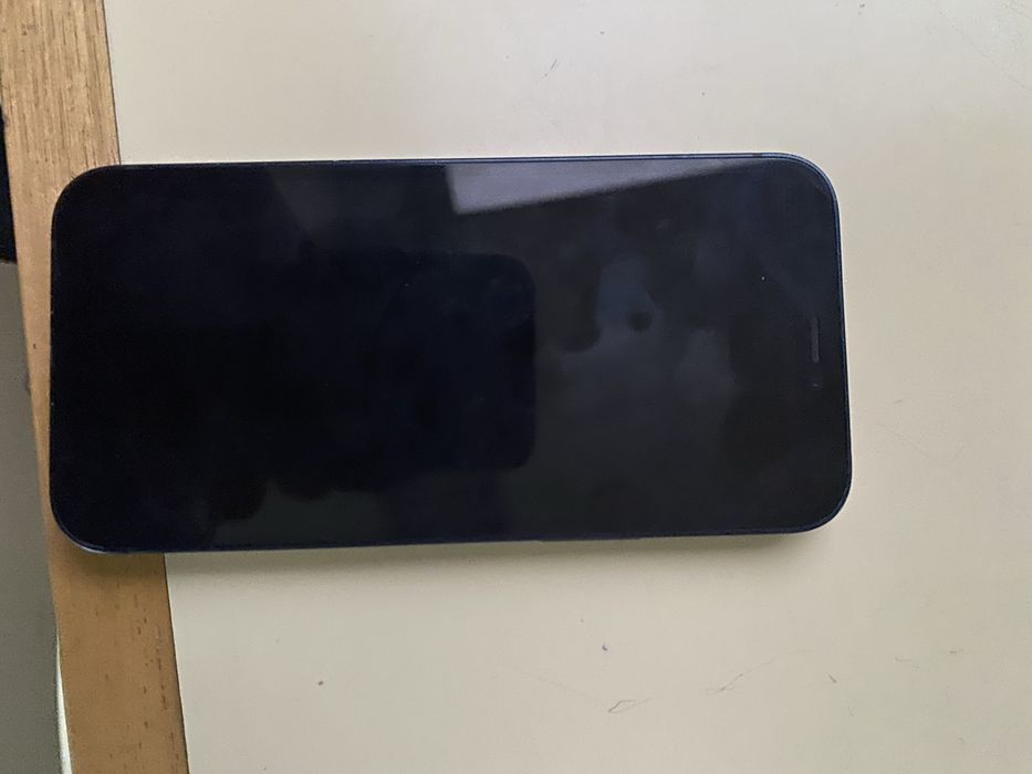 Iphone 12 mini a bom estado