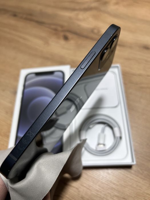 iPhone 12, 64 GB Neverlock (85%)