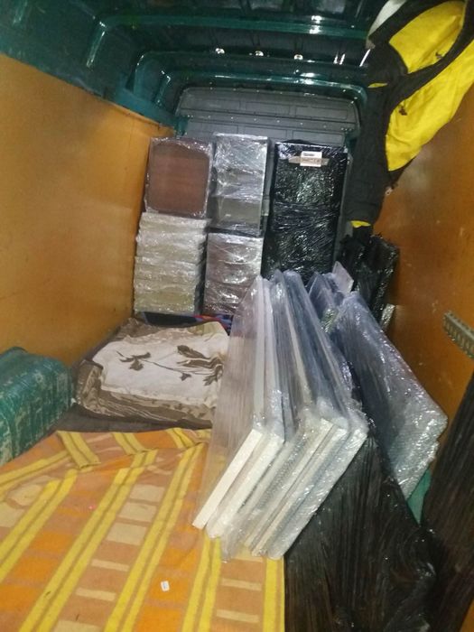 Przeprowadzki Usługi transportowe