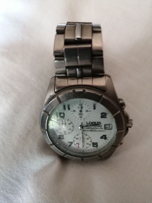 Relógio Lorus em Titânio