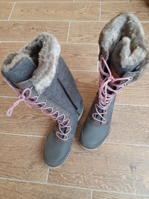 Шикарные сапожки, дутики, угги