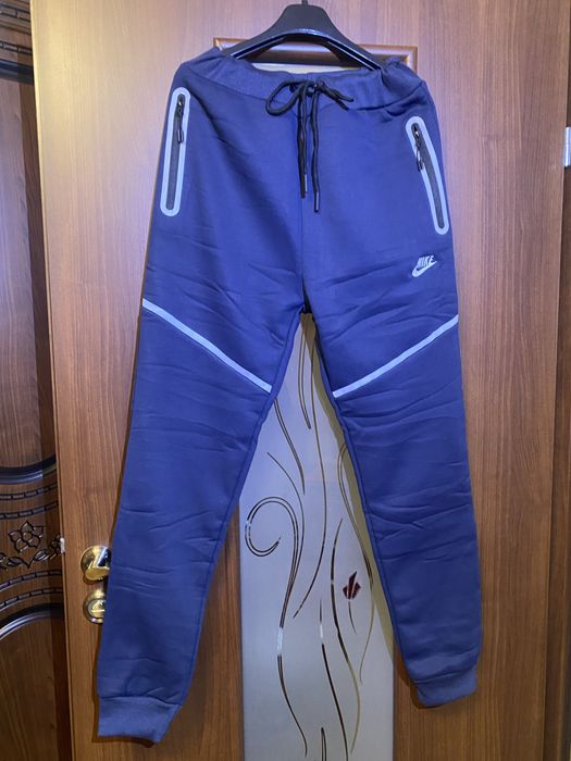 Чоловічий теплий костюм