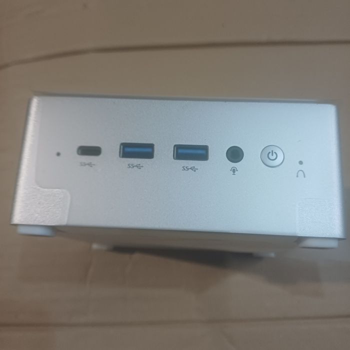 Міні-ПК MINIS Forum NAB9