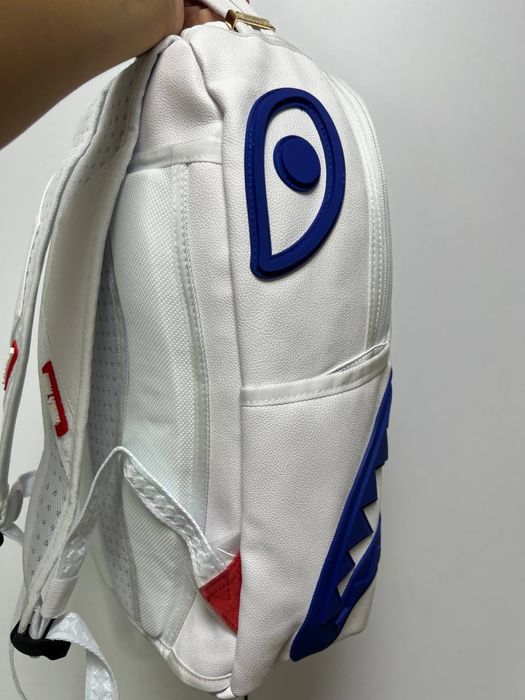 Рюкзак Sprayground білого кольору