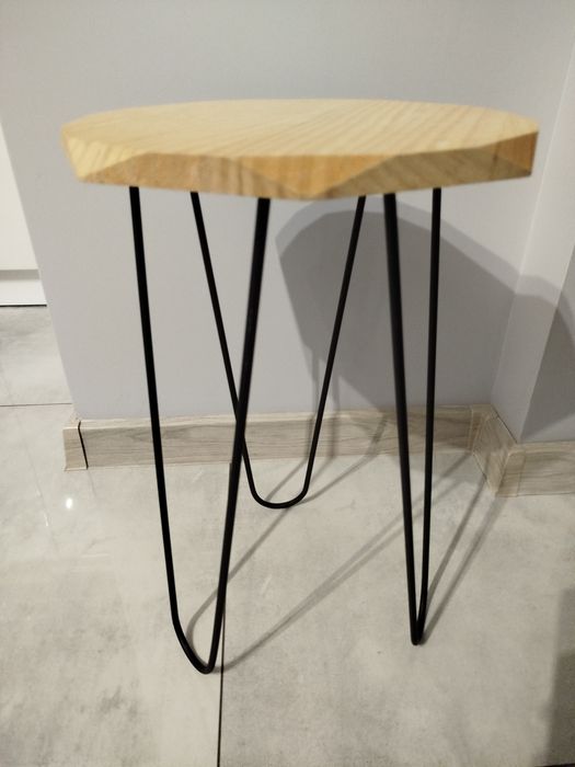 Stolik Nocny / Kwietnik LOFT – Surowe Drewno i Metal