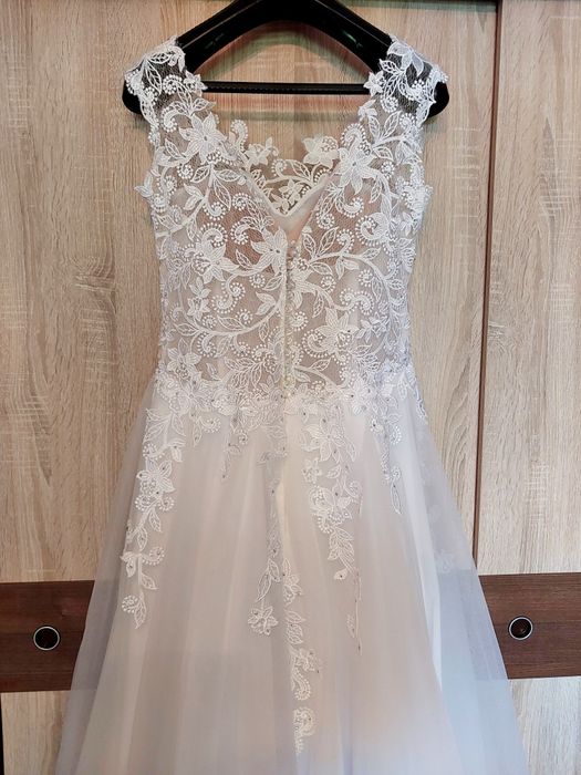 Zjawiskowa suknia ślubna