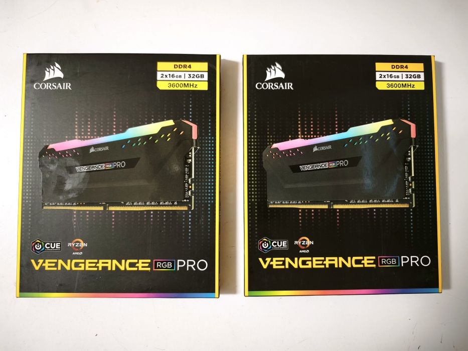 64gb ddr4 (4x16gb)Corsair Vengeance RGB Pro 3600Mhz CL18