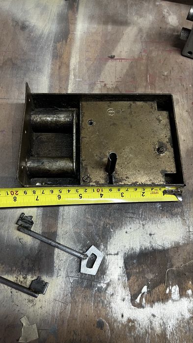 Замок гаражный большой