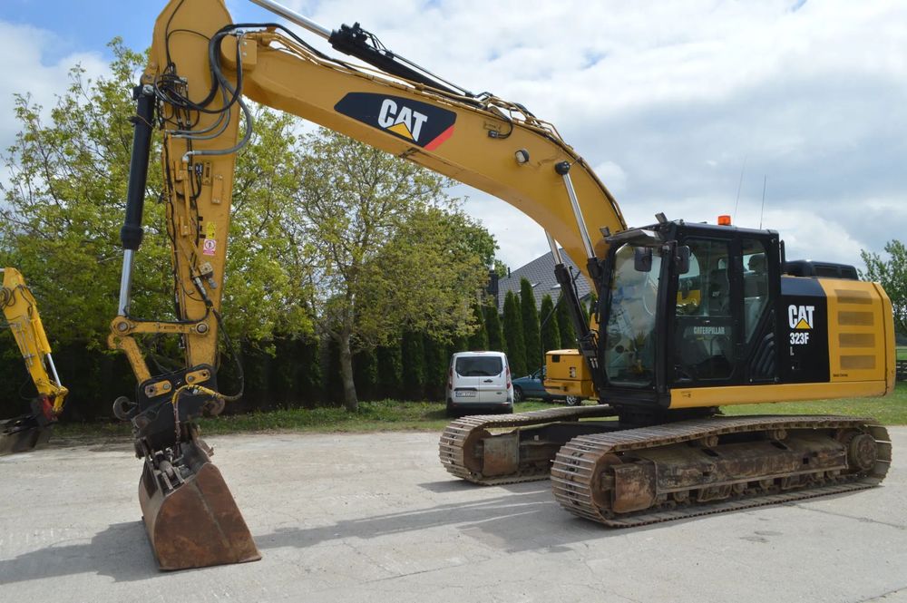 Caterpillar 323FL *2017* Nowy system 3D UNICONTROL!!!  CAT 323FL *2017* Nowy system 3D UNICONTROL!!!