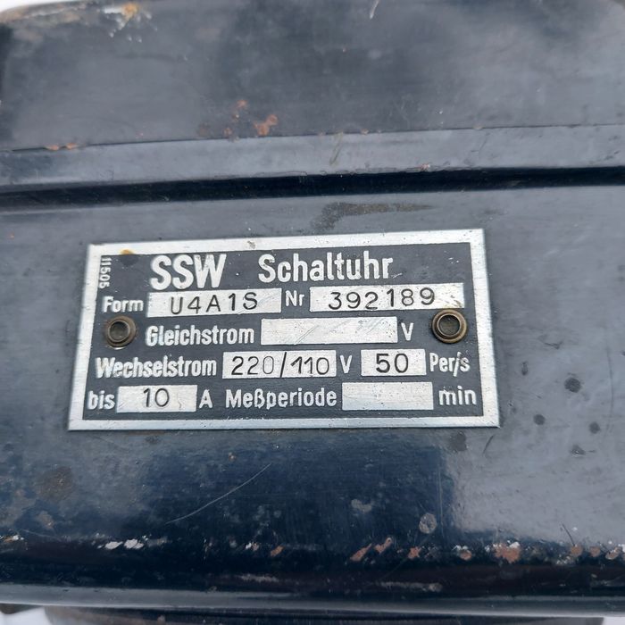 Stary Zegar sterujący prądu DDR Niemiecki  Berlin