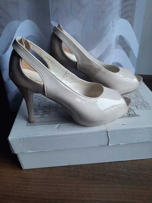 Skórzane szpilki