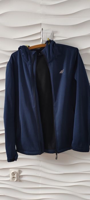 Kurtka Softshell 4f