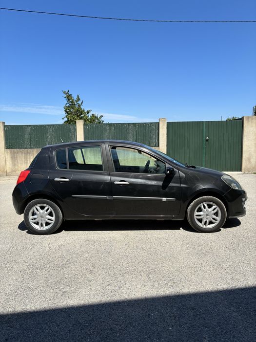 Renault Clio 3 – 2005 – Económico
