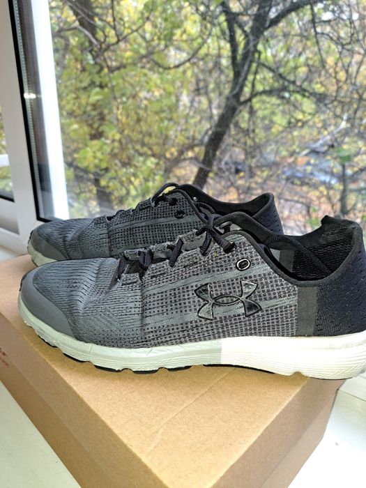 Кроссовки Under Armour