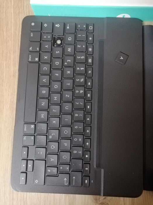 Logitech Slim Folio iPad 10.2" (7/8/9. gen)