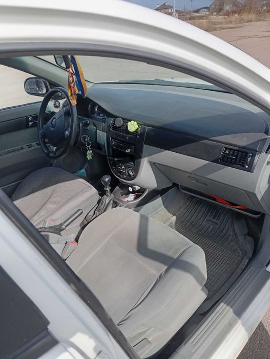 Продам chevrolet lacceti