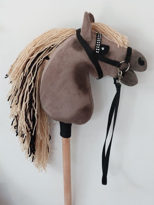 Koń Hobby Horse na kiju