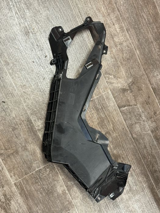 Lewa podloga podest honda adv 350