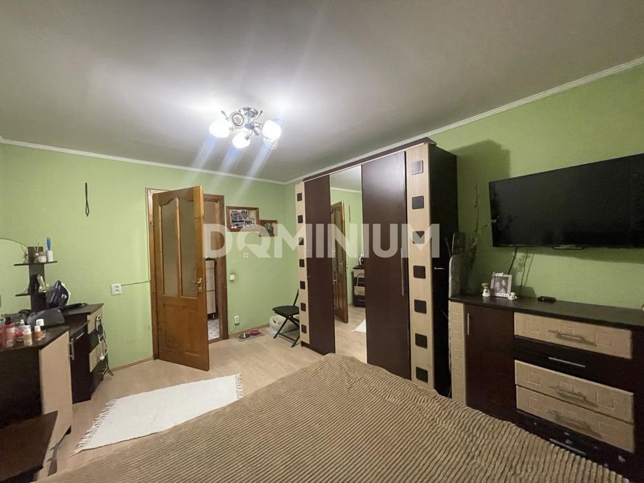 Продається квартира в м. Хуст, можливе переоформлення під комерцію