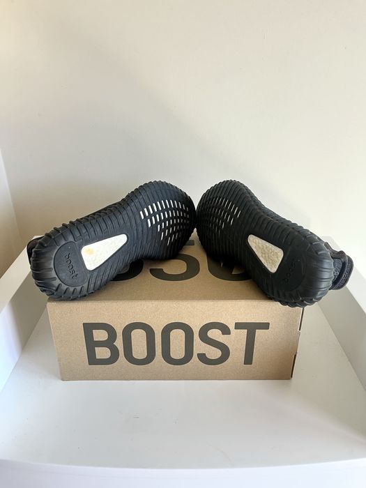 Yeezy Boost Black