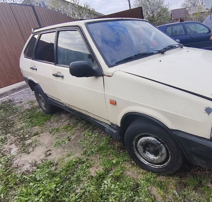 Продам ВАЗ 2109.