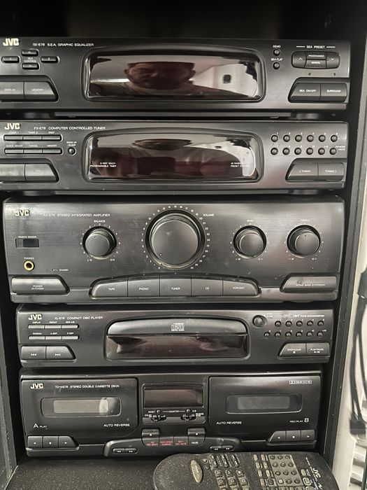 Aparelhagem com movel e colunas