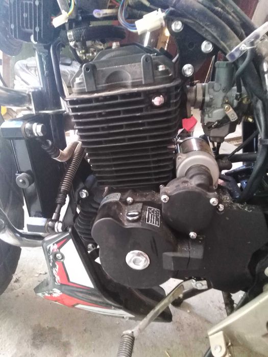 Двигун Geon cr 6 z, розборка є майже всі деталі