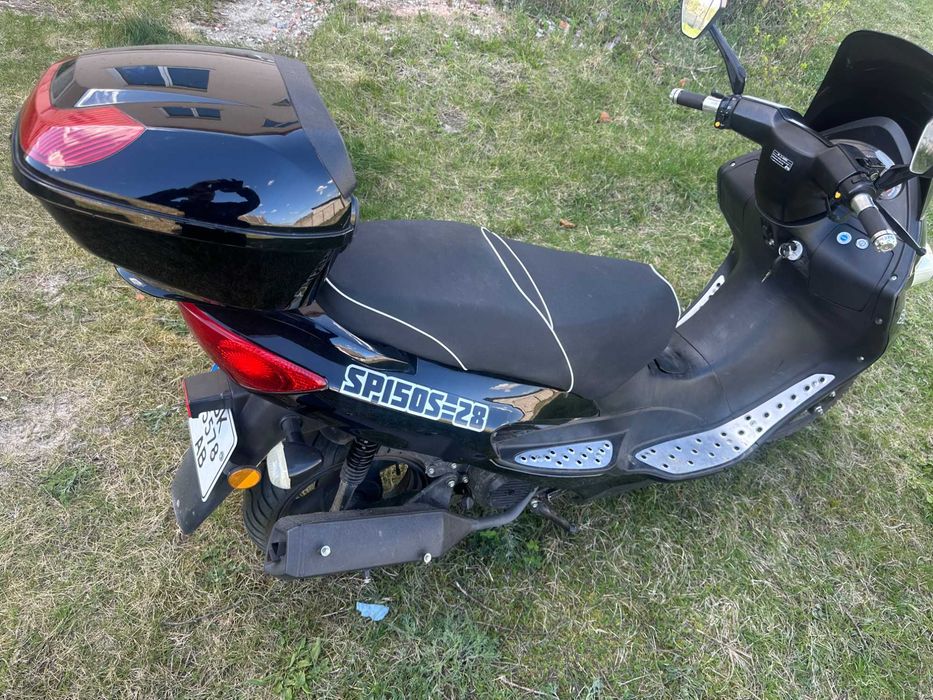 скутер Spark SP150S-28(150 кубів)