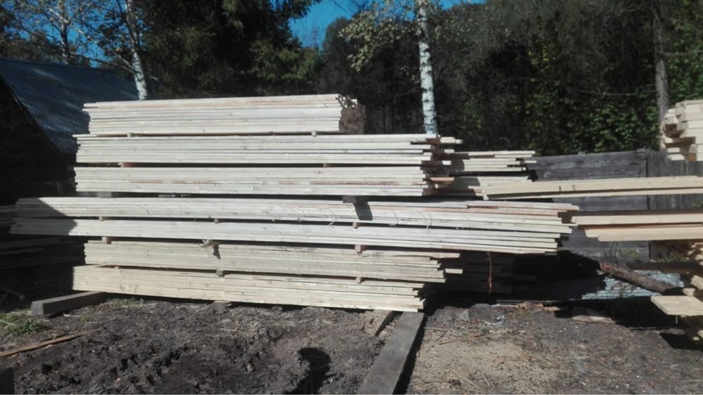 Wiezba dachowa, deski szalunkowe więźby dachowe, drewno konstrukcyjne