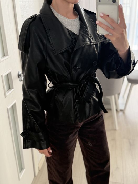 Кожанка bershka xc чорна