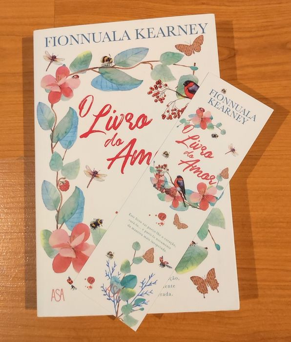 Livro 'O livro do amor' de Fionnuala Kearney