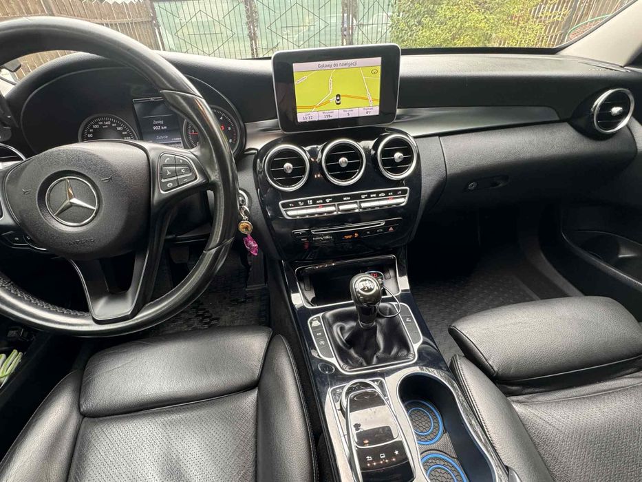 Mercedes Benz W205 C180