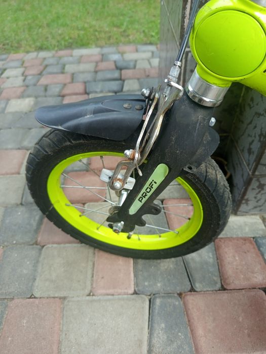 Продам дитячий велосипед  на 4-6 років