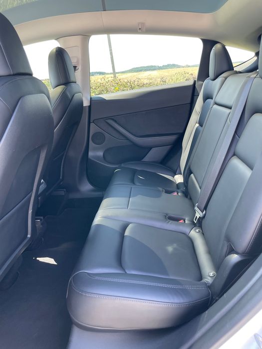 Tesla model Y 2021 Long Range Dual Motor
