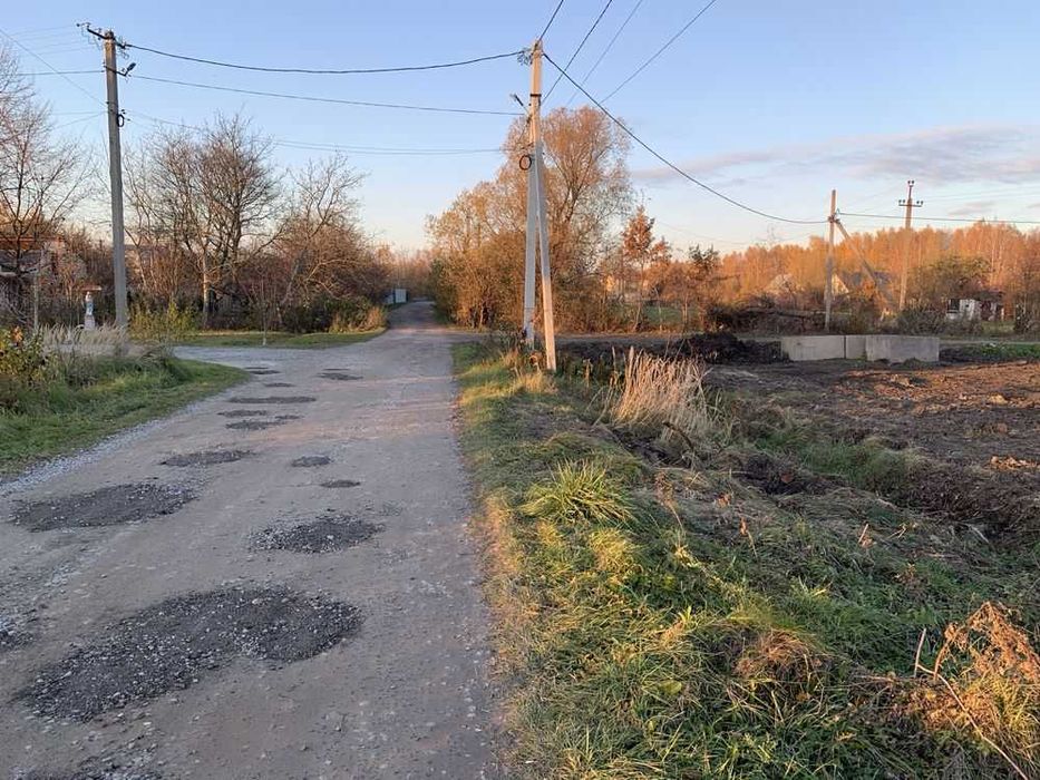 Продаж земельної ділянки в Зимній Воді під забудову 8 соток