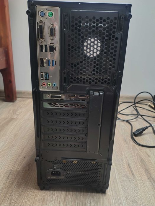 Komputer gamingowy I5 7400 GTX 1050 24GB RAM