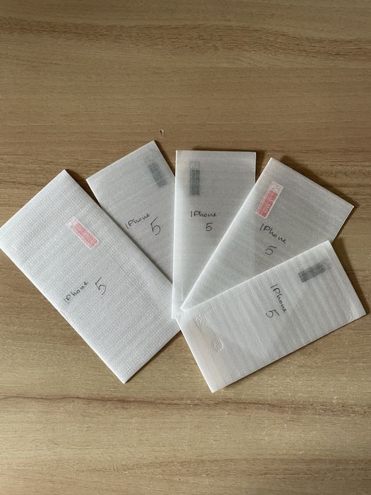 Захисне скло на IPhone 5