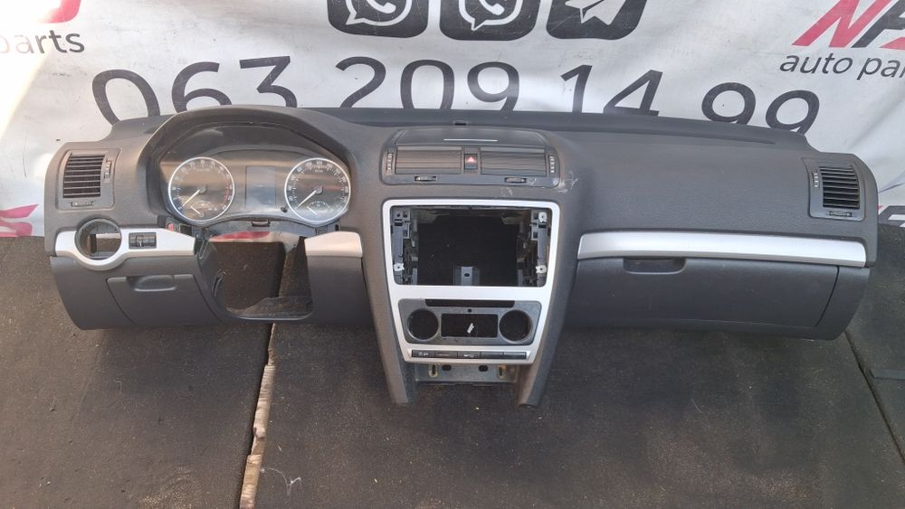 Торпеда Skoda Octavia A5 Rest