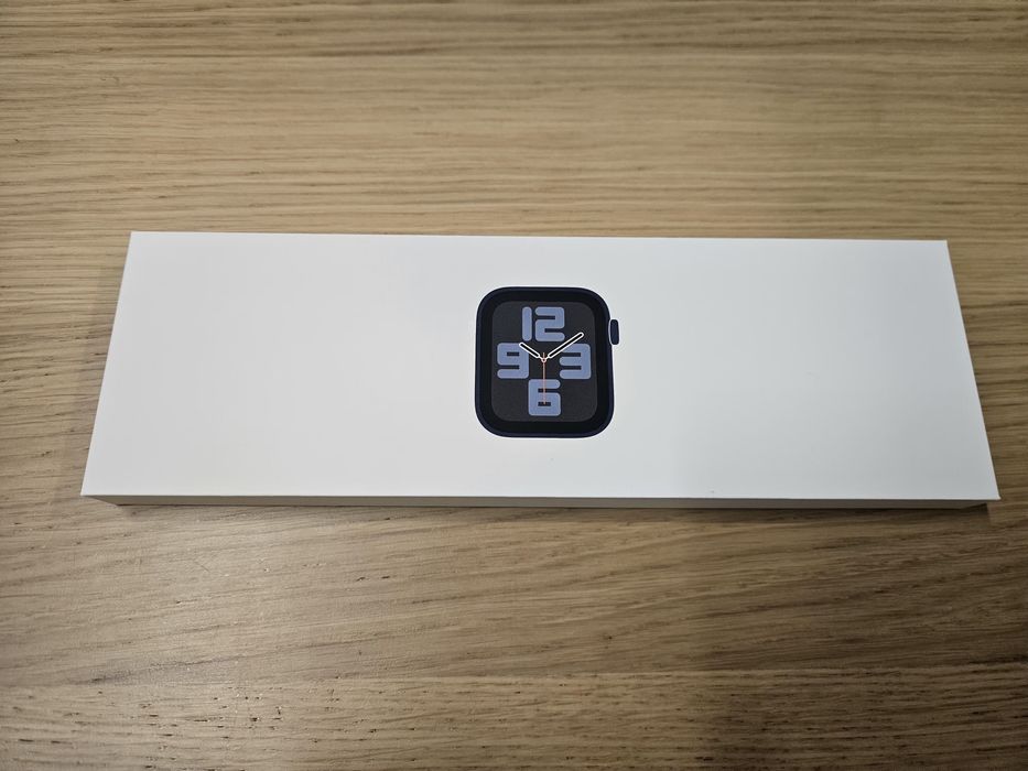 Apple Watch SE GPS 44mm Caixa de alumínio Midnight