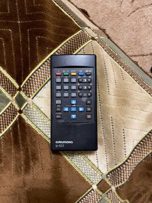 Телевізор Grundig 26 дюймів ST 70-907 text + тюнер Orton 4160CX plus