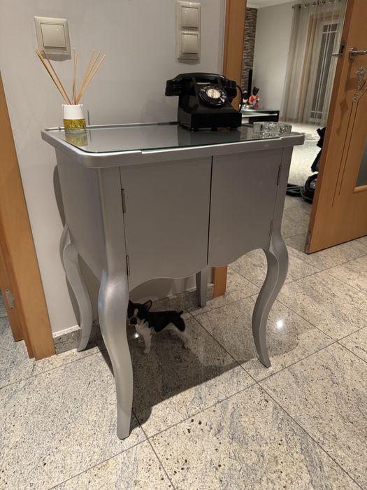 Móvel entrada lacado