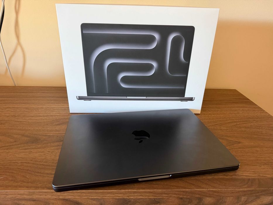 MacBook Pro 14" Preto Sideral - 24GB RAM / 1TB SSD — Garantia