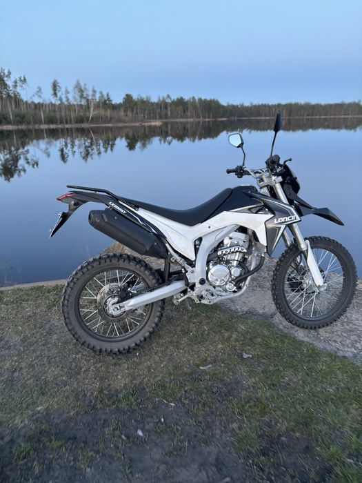 Мотоцикл loncin300